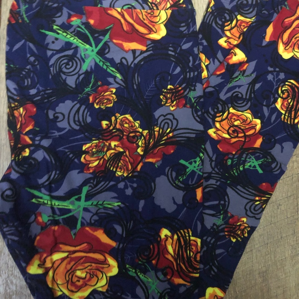 LULAROE TC LEGGINGS